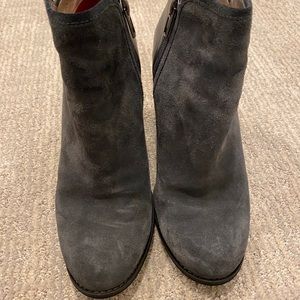 Softwalk Grey suede/leather bootie 7.5m